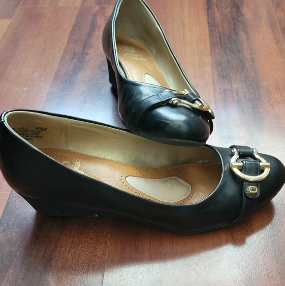 Bandolino Jaela wedge pumps - Picture 7 of 7